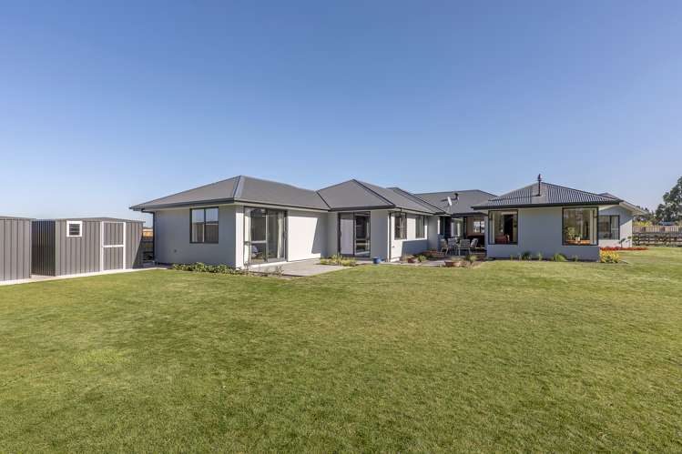 6 Harrier Place Amberley_24