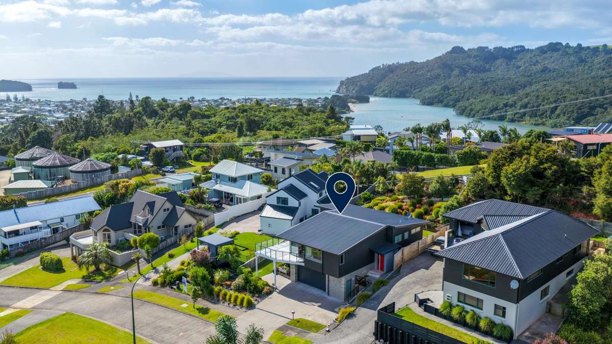 109 Pacific View Drive_0