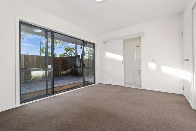 3/6 Ambrico Place New Lynn_4