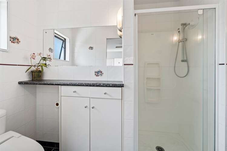 1/10 Channel View Road Campbells Bay_14