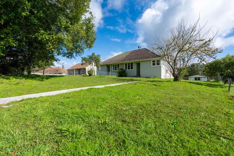 12, 14, 16, 18, 20, 22 Mill Road Kawakawa_27