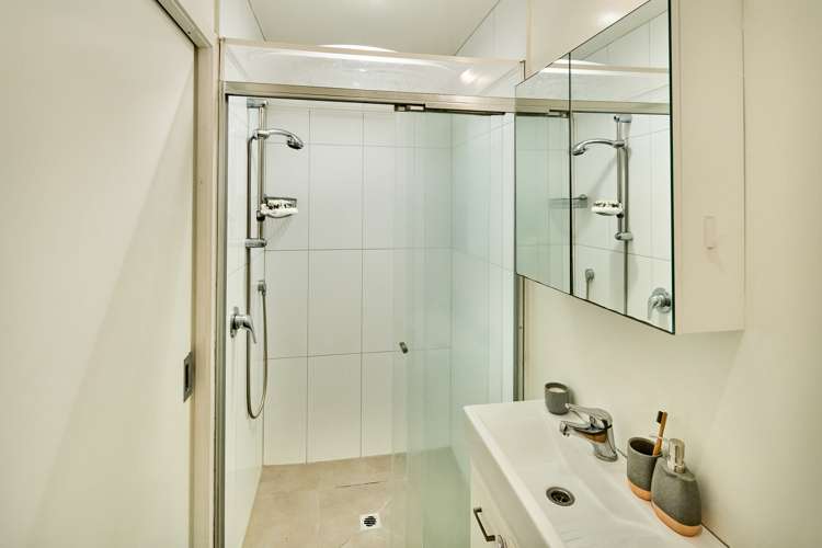 2/35 Torrens Terrace Mount Cook Wellington City Houses for Sale