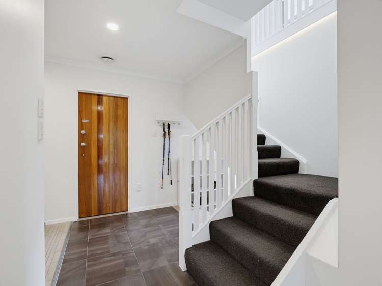 8 Aintree Crescent Awapuni_13