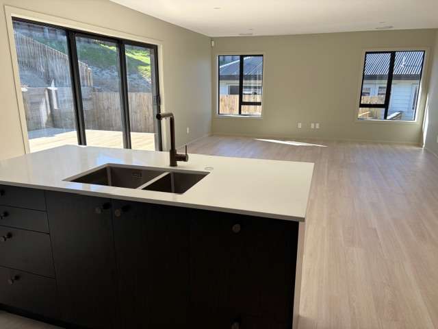 5 Swinton Place Churton Park_2