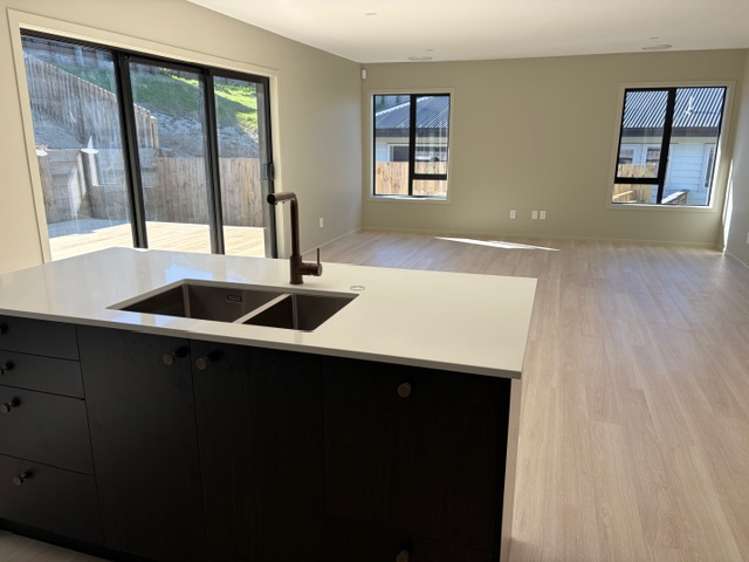 5 Swinton Place Churton Park_2