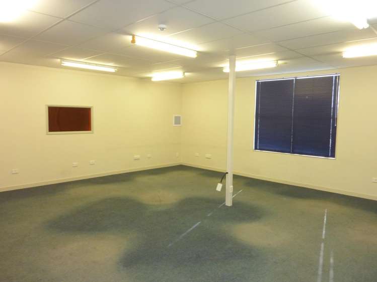 2 Stafford Street Feilding_23