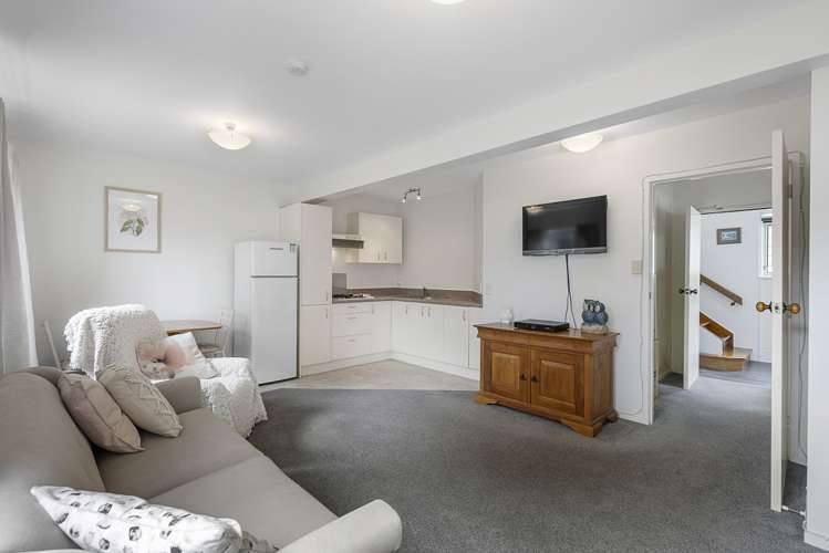 11 Rambler Crescent Beach Haven_14