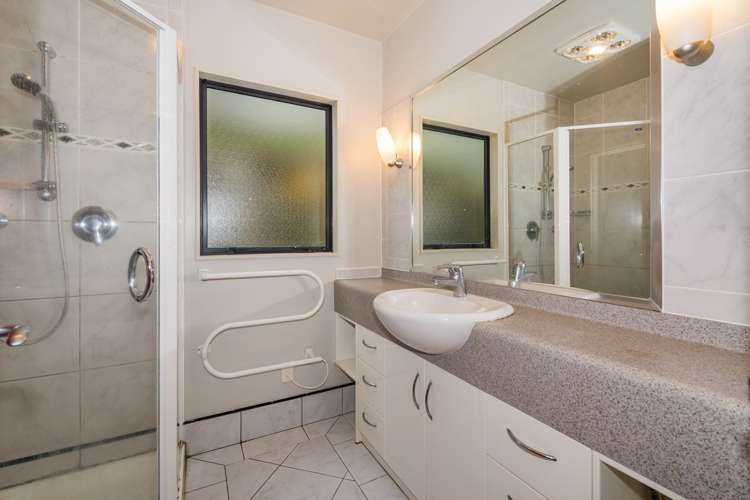 19 Ridge Valley Drive Browns Bay_21