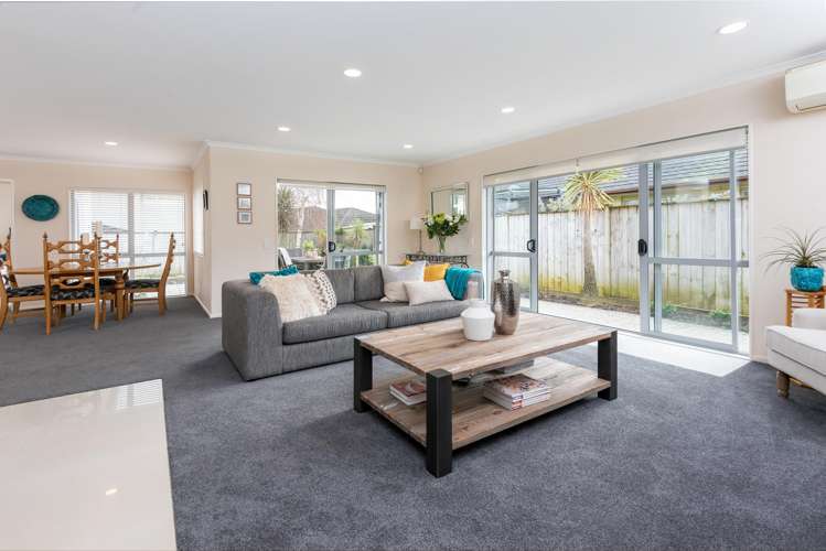 10 Briar Vale Place Flat Bush_7