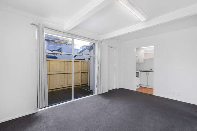 3/347 Armagh Street Linwood_3