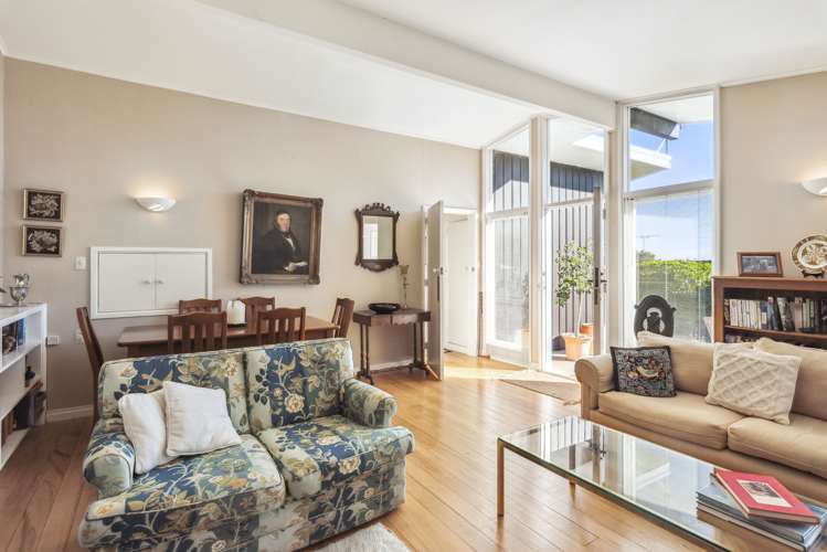 16 Kakariki Grove Waikanae_5