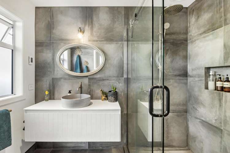 25 Catalina Crescent Forrest Hill_13