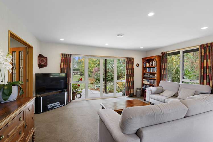 2183 South Eyre Road West Eyreton_9