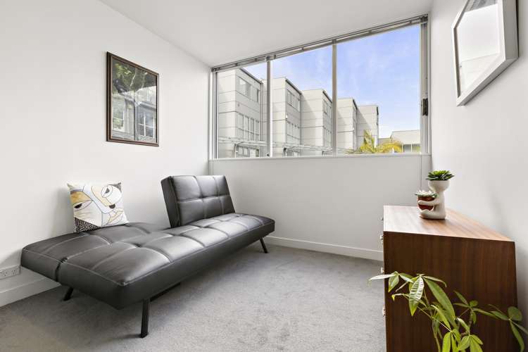 2a/4 Fisher-Point Drive Auckland Central_13