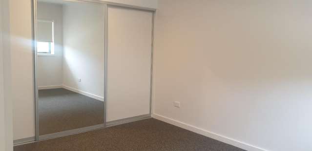 4b De Havilland Way 11229_1