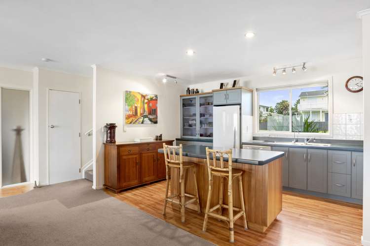 4 Crispe Road Clarks Beach_7