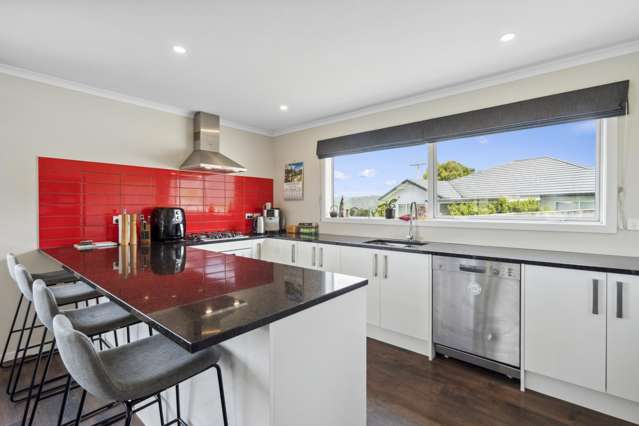 2 Richard Sadleir Way Belmont_1