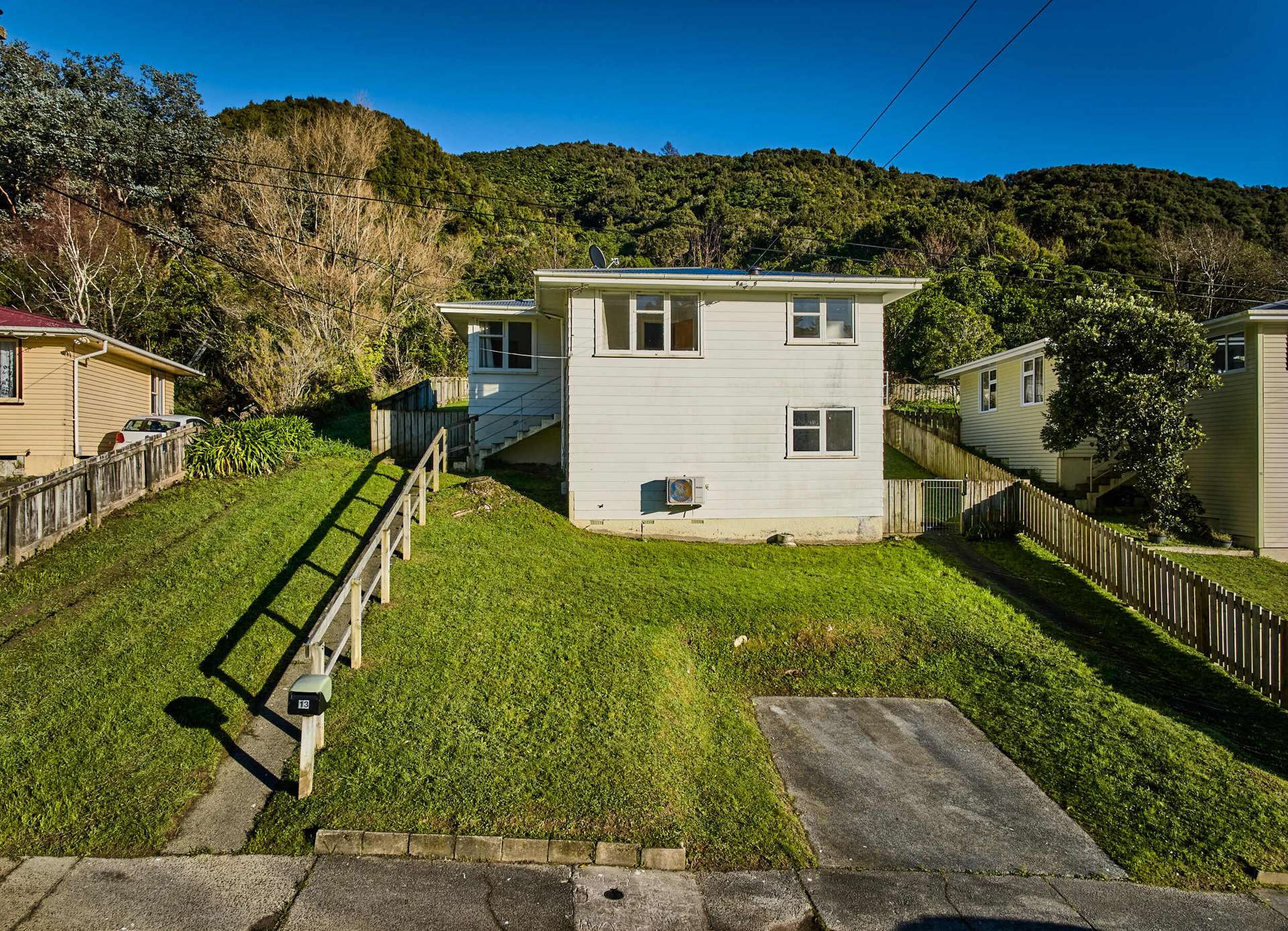 13 Willcox Grove Naenae_0