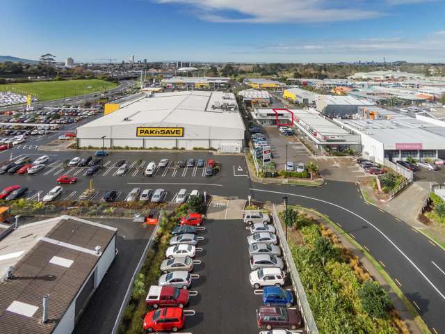 4B/239 Archers Road Wairau Valley_3