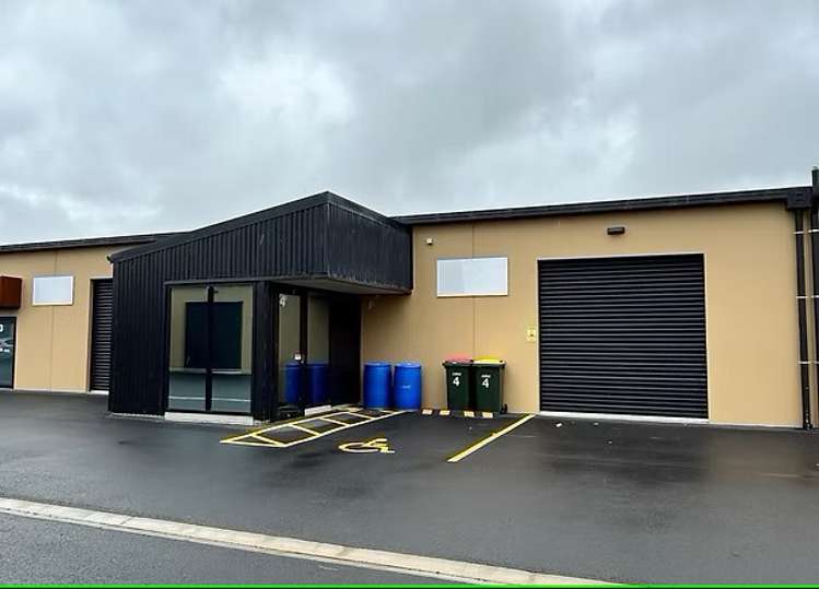 4/5 Factory Drive_0