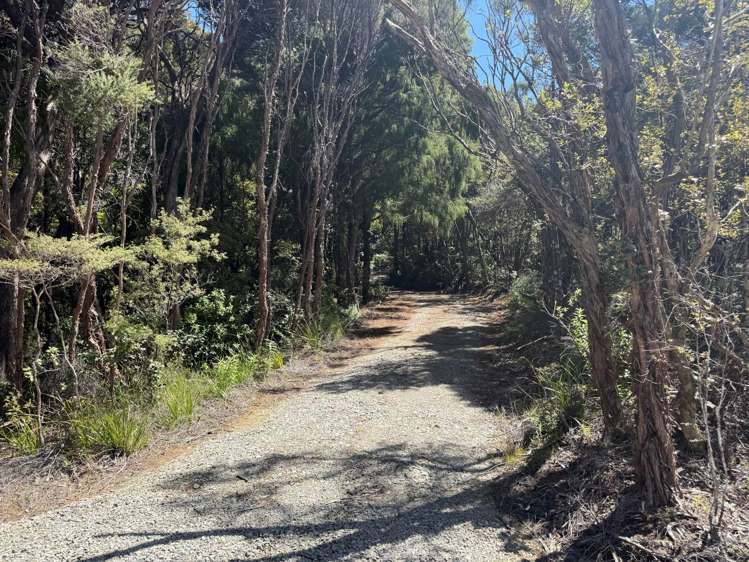 2/280 Medland Road Great Barrier Island_9