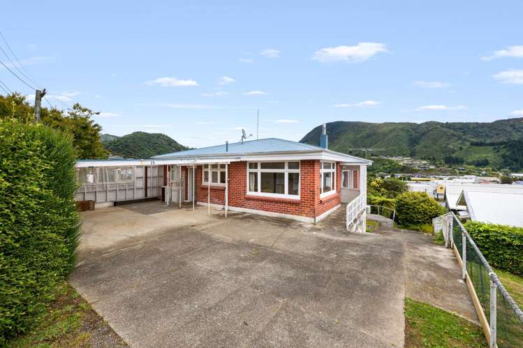 15 Taranaki Street Picton_1