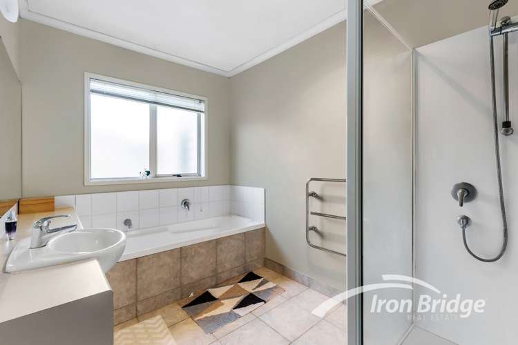 18 Totara Views Drive Red Beach_11