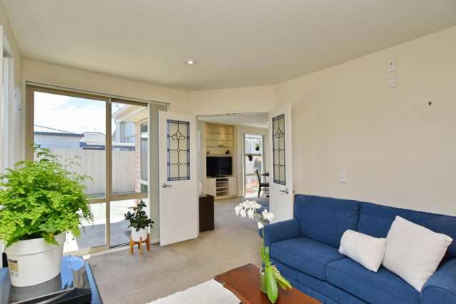 1/38a Sawyers Arms Road Northcote_3