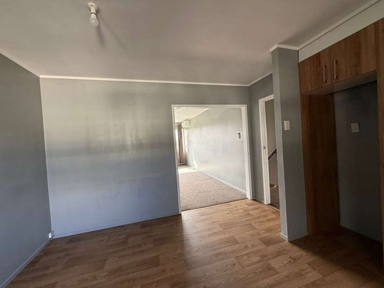 2/140 Metcalfe Road Ranui_17