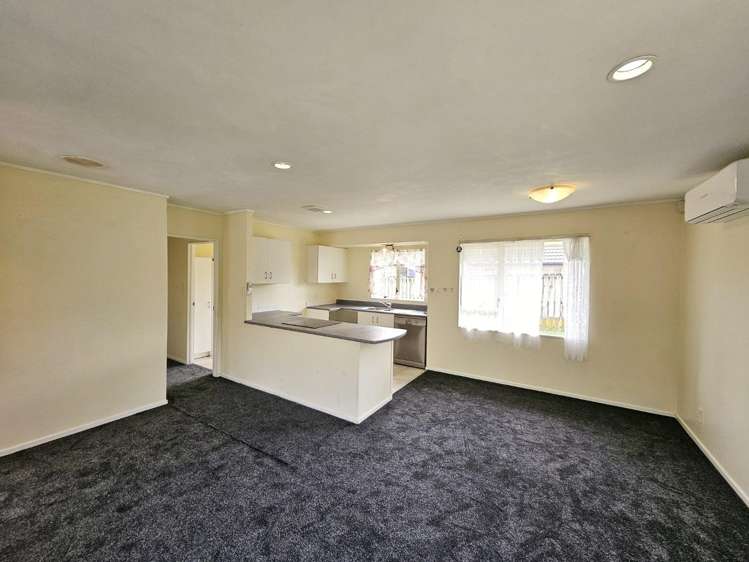 8 Walter Little Way 10673_3