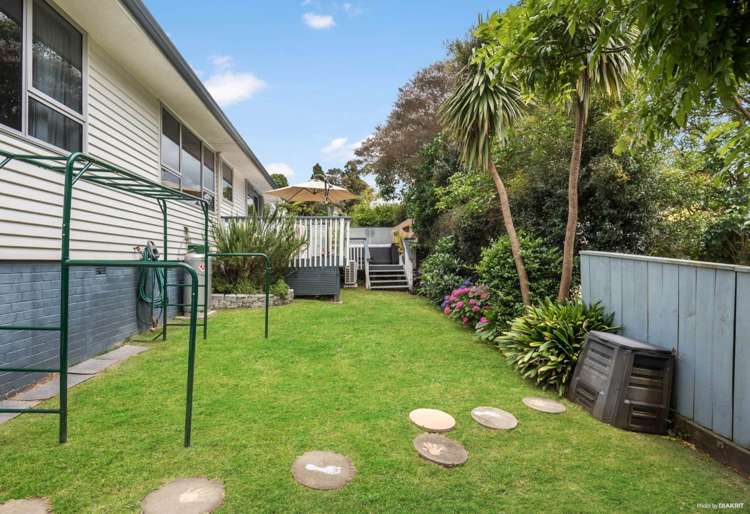 20A Puketitiro Street Glen Eden_9
