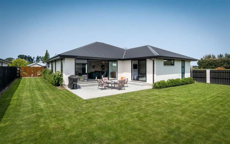 36 Fearne Drive Woodend_15