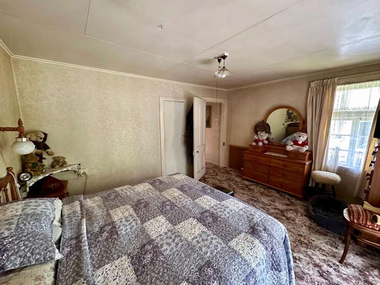 406 Arapito Road Karamea_8