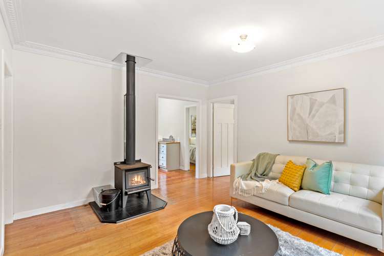 38 Laingholm Drive Laingholm_16