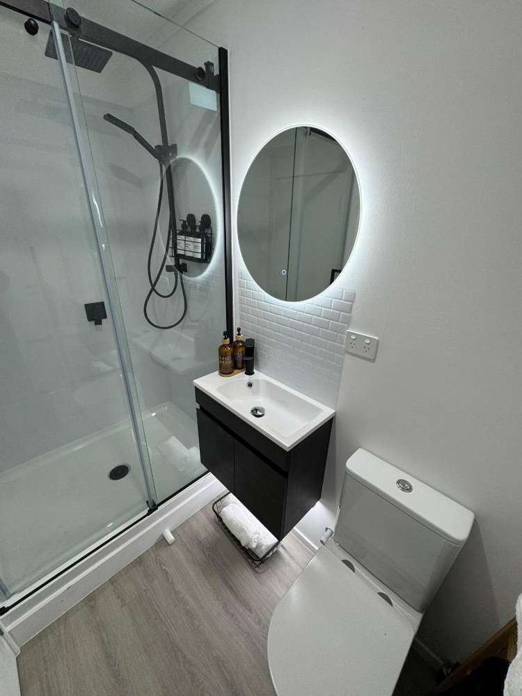 20 (LM) Park Estate Road 2359_6