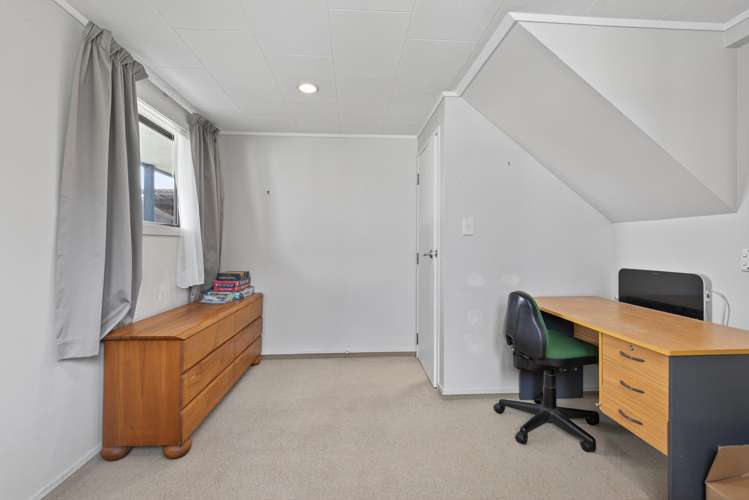 26 Sunrise Avenue Owhata_10