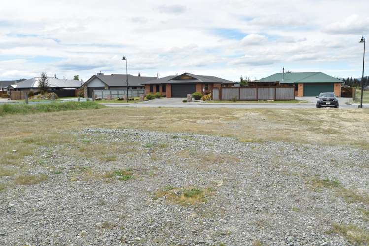 34 Lakeland Avenue Twizel_6