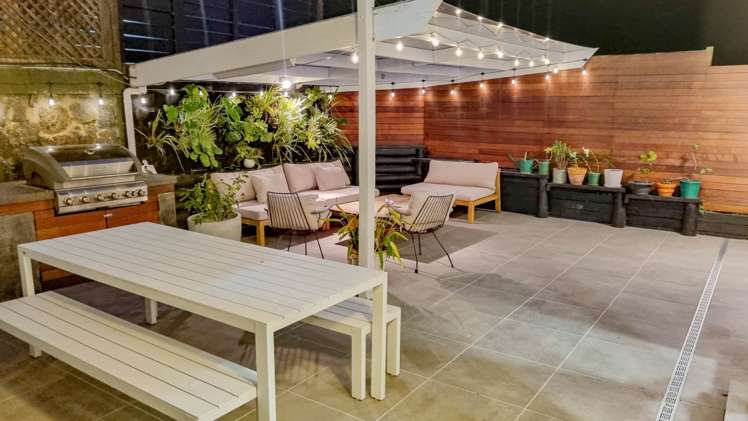 31 Owairaka Avenue Mount Albert_5