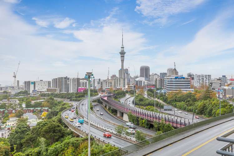 5d/11 Howe Street Freemans Bay_0