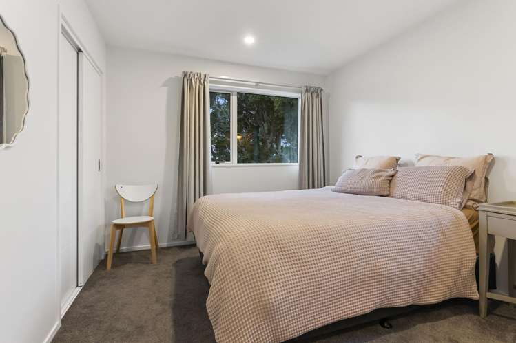 5C Quiet Street Te Atatu South_18