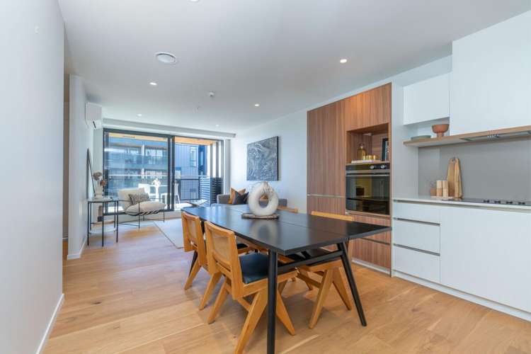 2/11 Spring Street Onehunga_6