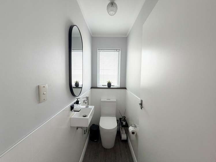12 Zande Terrace Tawa_18
