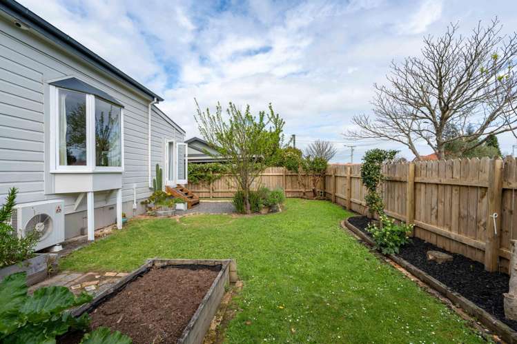 185 Galloway Street Hamilton East_33