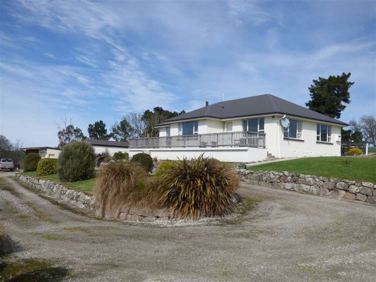 27 Dunlop Road Clinton and Surrounds_4