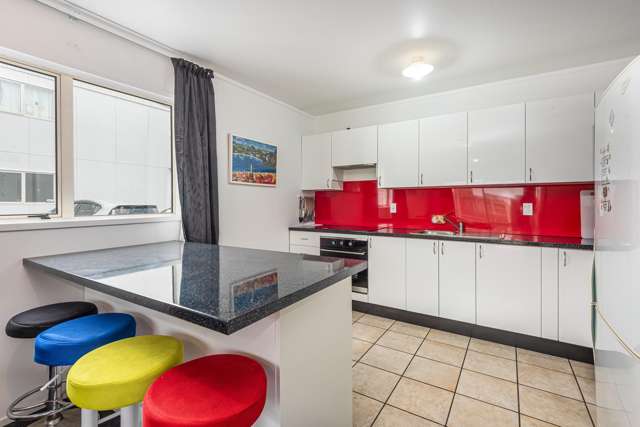 1/91 Brockworth Place Riccarton_4