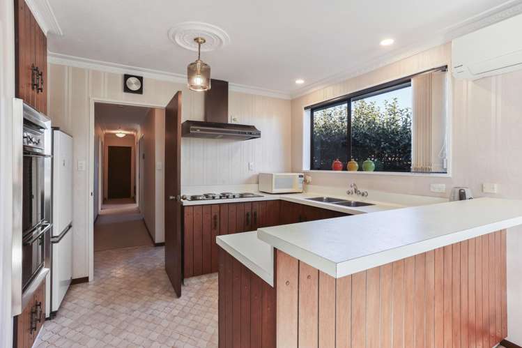 30 Royleen Street Casebrook_11