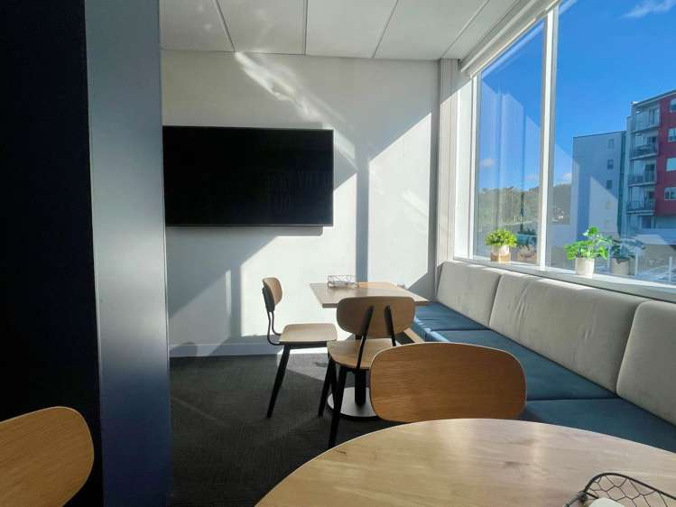 Level 1/2 Fred Thomas Drive Takapuna_8