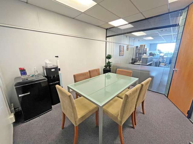 Unit 6/101 Main Highway Ellerslie_2