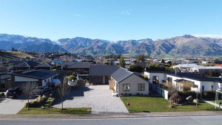 9 Little Maude Drive Lake Hawea_23