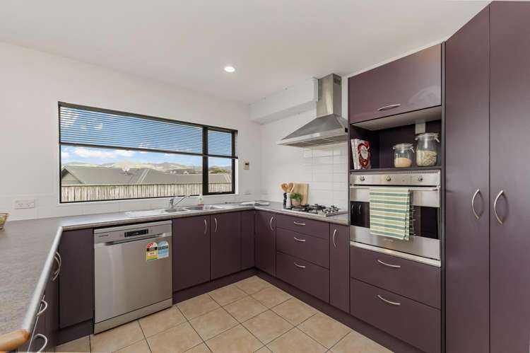 16 Greenstone Place Aotea_9